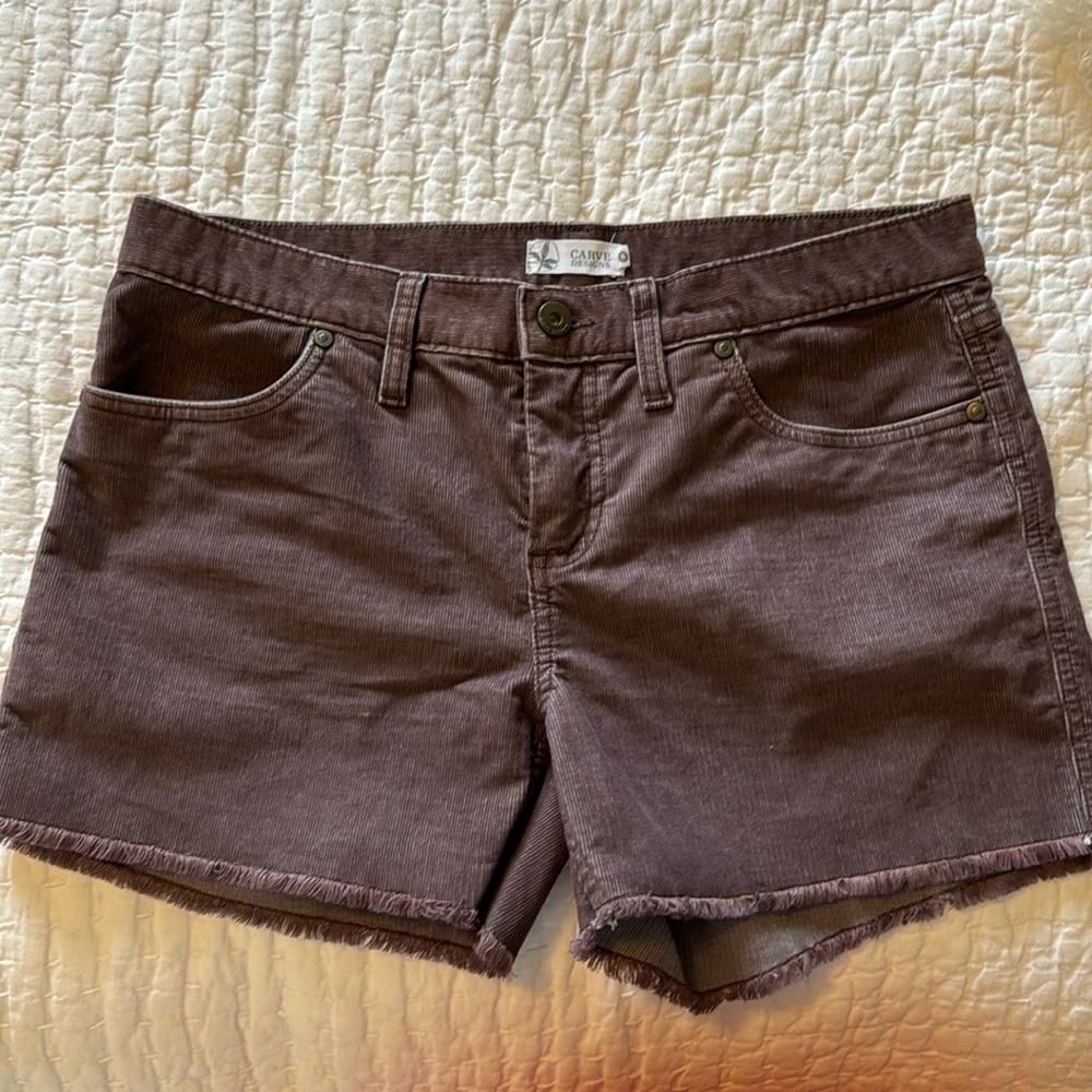 Dogtown Shorts 4” - Size 6